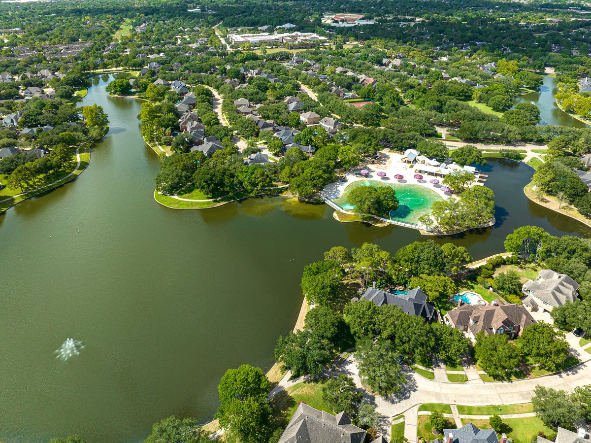 christaburgess's tweet photo. View Steps for Buying a Home in Texas Blog Post on https://t.co/vjbjXJ0tqA https://t.co/pTdYmULyWn #homebuyers #katytexas #houstontexas #remaxcincoranch #movingtotexas #buyerchecklist https://t.co/vY9Ae9cW6y