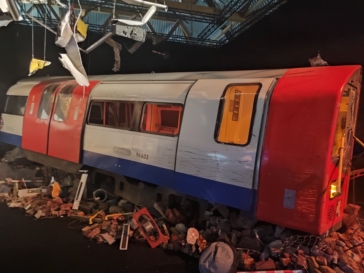 Kriegler007's tweet image. I'd say that the DC-era was probably better represented than any other Bond actor. To be expected given recency. Awesome to see the tube from Skyfall and the spinning car from NTTD was bloody brilliant. 

#BondInMotion
#JamesBond