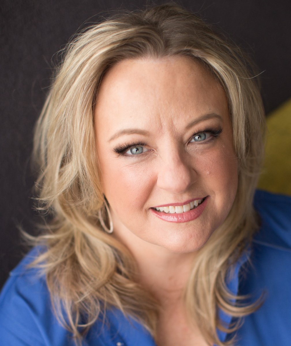 ukhealthradio's tweet photo. Mother Speaks with Clara Apollo, Sarah Lloyd, Kathy Bell &amp; Zoë Foster on @ukhealthradio - Carrie Myers - A woman’s journey through the impact of a husbands infidelity on the relationship with her kids &amp; how the power of journalling turned it around.
👉🏼 🎧 https://t.co/pCMTnoxC2N https://t.co/Oki581vqFJ