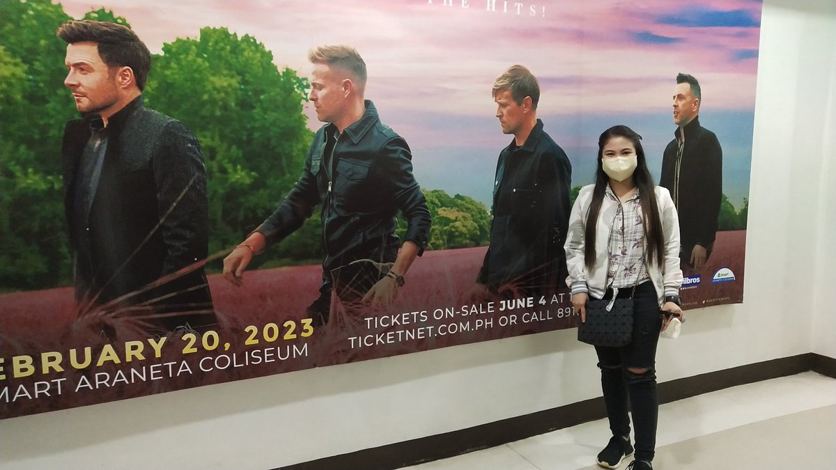 sarahdeasis12's tweet photo. My heart was filled with joy and love seeing Westlife performing on stage. My eyes had tears that I can't hold onto. Westlife was the best boyband for me eversince when I'm was young and this was the best part of my 90's childhood memories. Hope to see you soon. I Love You guys. https://t.co/uKBHDkNBAd