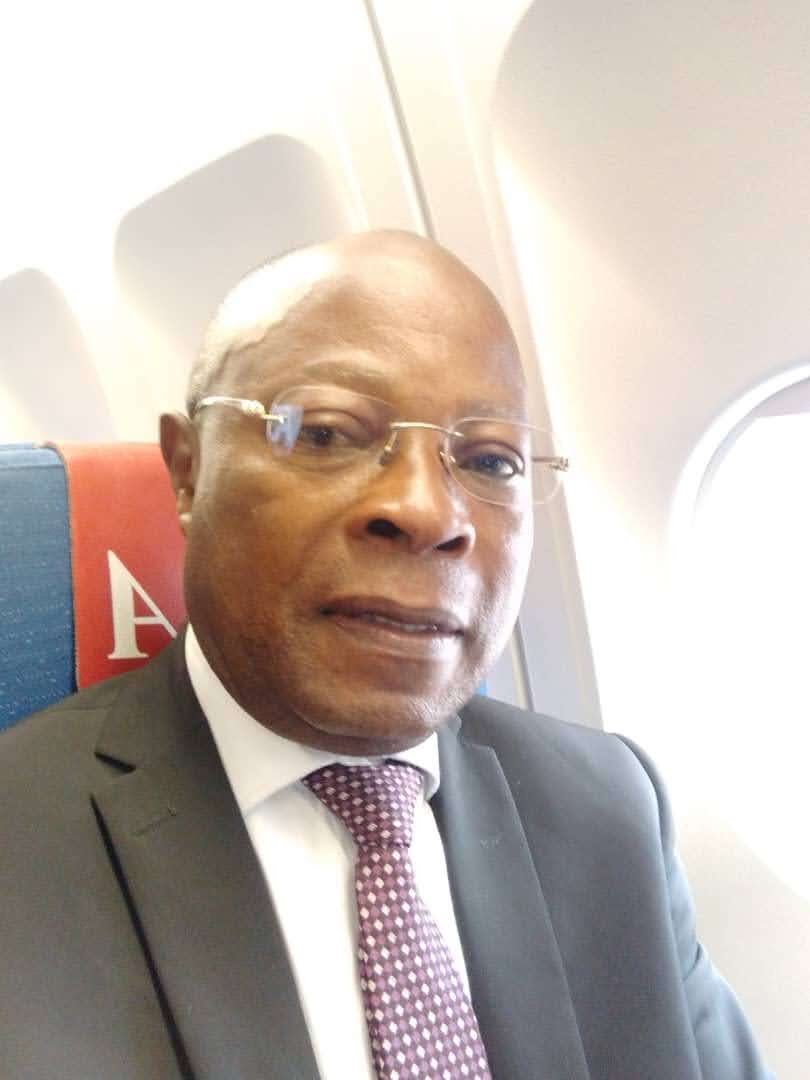 ADH_rdc's tweet photo. Le président du parti @etafeliko a mis en place son équipe de campagne pour l’élection présidentielle de 2023. Une ��quipe conduite par le Prof Etiti. Une place de choix a été réservée à la jeunesse et à la femme. https://t.co/gwCryIM59j