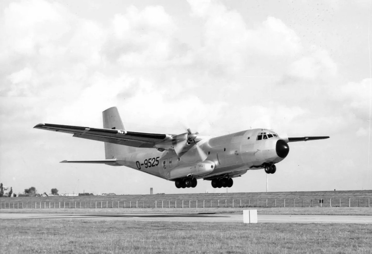 MROreporter's tweet photo. Missed a relevant birthday yesterday... joyeux anniversaire/ herzlichen Glückwunsch #Transall C(1)60 years 
https://t.co/Di78okn4ON https://t.co/Ni229uTDQ4