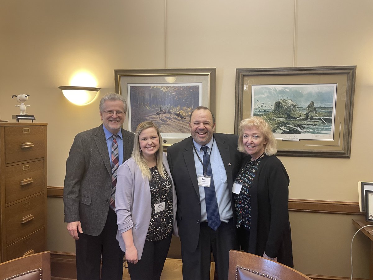 RepWarrenPetryk's tweet photo. Last week, I had the privilege of meeting with folks from the River Falls Chamber to discuss how to improve Wisconsin's economic potential. It is wonderful to see these members come together to make sure that policies in our state benefit Western Wisconsin. https://t.co/8CcsV1WgNm