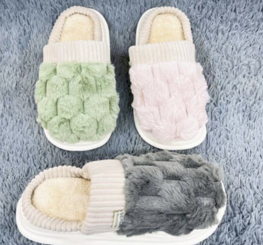 TheGingerSA's tweet photo. 🚨NEW ARRIVAL - BULK🚨

🏷  R79 per pair (R474 Bulk) 

Slippers in bulk available. 
🩴 Size 3-8
#️⃣ 6 pairs
🌈 Colours: Assorted
🚚 Courier nationwide 🇿🇦
📍 Cape Town

Buy 1 box of 6 items to qualify for bulk!

#Nadia #akaworldwide Kaizer Chiefs | Stage 7 | Mass Country https://t.co/MkhsOkt5mz