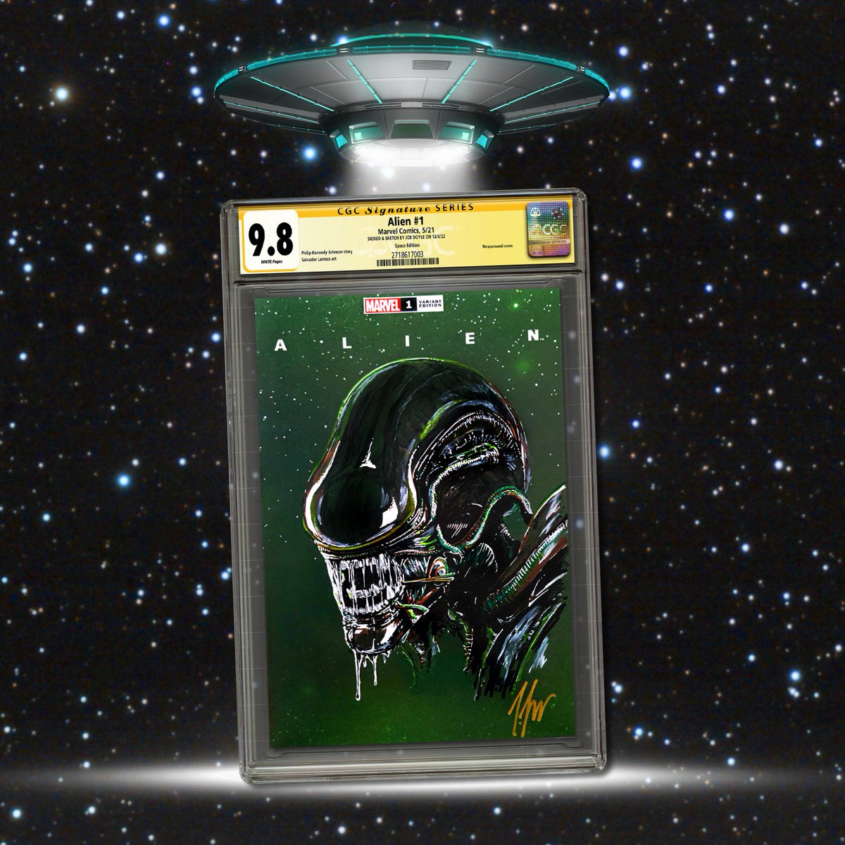 CGCComics's tweet photo. #CGC decided to do some research 👽 by analyzing some classic films and popular @Marvel or @DarkHorseComics series. Look down from the sky with us and check out a sketch commission done by #CGCSignatureSeries artist #JoeDoyle on this copy of 2021’s Alien #1 graded CGC 9.8! 🛸 https://t.co/2UThUTbgVf