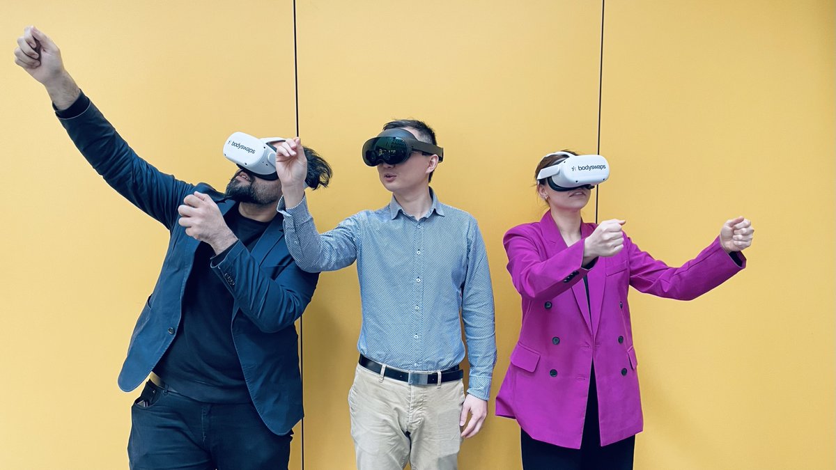 Great catching up with our 'VR team' yesterday, who've now received their <a href="/Bodyswaps_VR/">Bodyswaps®</a> kit and had a little 'practise go'.

Lots more to follow about #UON's plans for #VirtualReality for our students - watch this space!

#ImmersiveLearning
