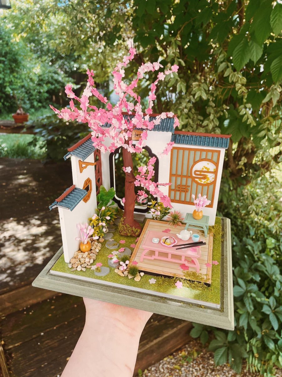 CaptDangerous64's tweet image. Ready for #spring 🌸 #miniatures #diy #cherryblossom 

instagram.com/captaindangero…