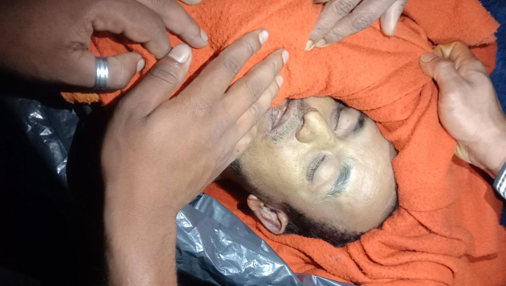 Very sad news in Rohingya Refugee Camps of Bangladesh

While ARSA Terrorists attack APBN police, other departments of Bangladesh and the Rohingys who don't support ARSA group, many children, ladies and other innocent people seriously wounded.

Why do ARSA Terrorists attack them!?