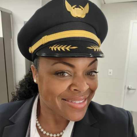 UnitedPilots's tweet photo. Happy #BlackHistoryMonth! We recognize @TomicaSky for pursuing her passion in aviation and now flying for @united. Captain Adams supports pilot recruitment and hiring and is an inspiring #trailblazer #WeAreALPA #UnitedPilots #OBAP @OBAPEXCELLENCE @ALPAPilots @WomenInAviation https://t.co/QgSkQJtcRF