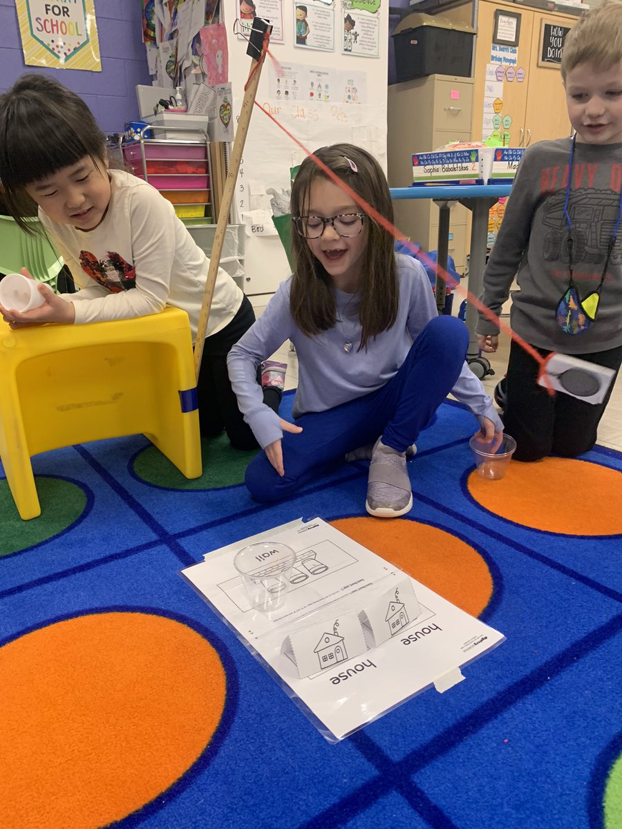 21longfellow's tweet photo. Everyone: Learning about pushes and pulls in science is BORING.
Me: Not if you’re in kindergarten at Longfellow!!

These smiles say it all 😀
#21Learns https://t.co/07vyzEHlyV