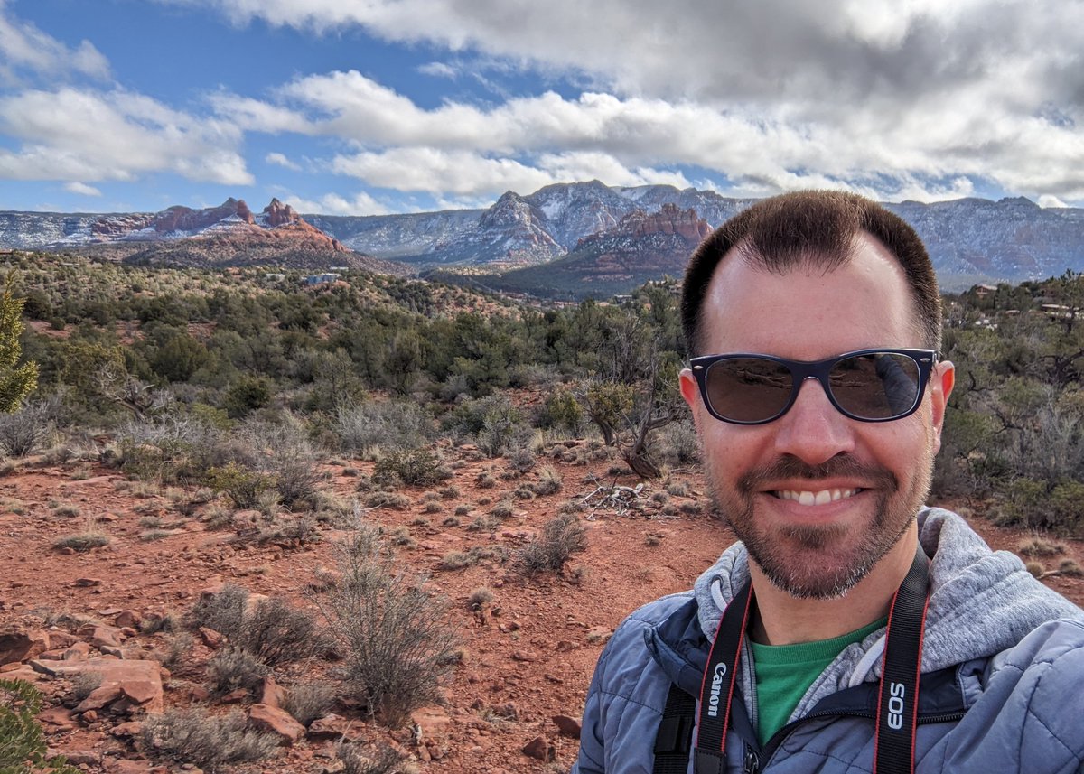 BenMitchell's tweet photo. Hiking in Sedona, AZ https://t.co/xEE99PQvgy