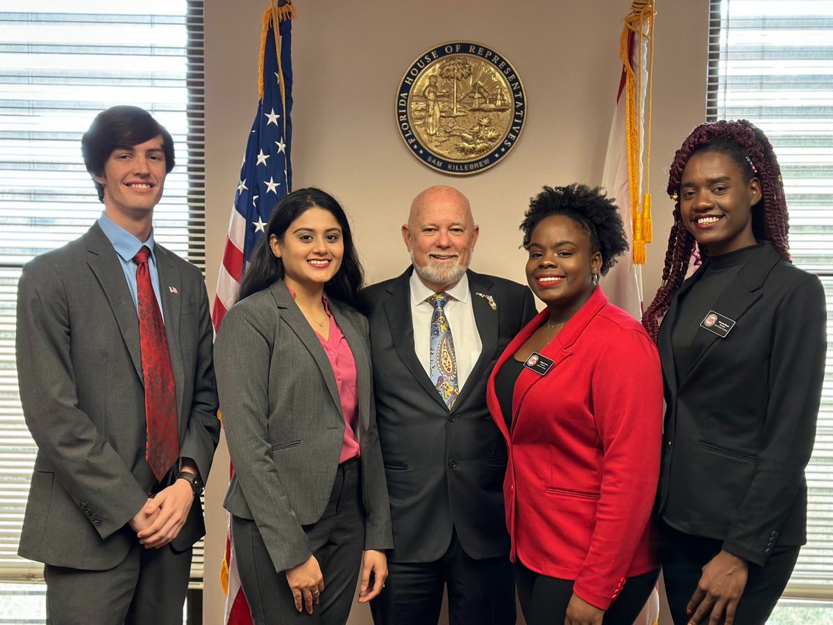PolkState's tweet photo. Polk State's student leaders had a productive and fun time in Tallahassee meeting with members of the Polk County Legislative Delegation. Thank you, legislators - #WeArePolk! https://t.co/kszMU5P7JU