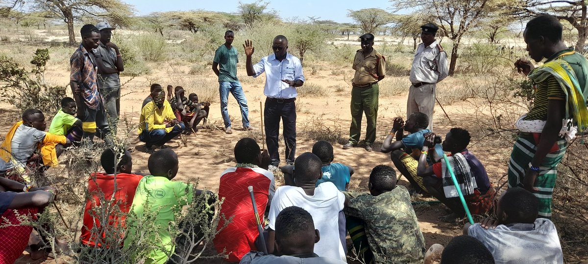 elisha_jey's tweet photo. Peace and security needs are critical to sustainable development, of which peace is integral to social well-being and economic development. Here, we are engaged in enhancing cohesion through healthy dialogue with communities in Isiolo County @somirenec1 @InteriorKE @markleleruk https://t.co/QwVc8mRlrG