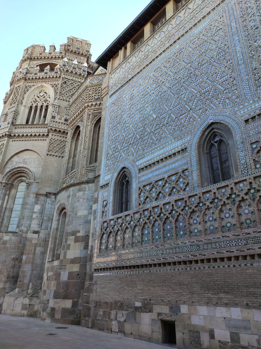 bolucarl's tweet photo. Escapadita por Zaragoza con @annaherco 😍 https://t.co/ez6fel1s01