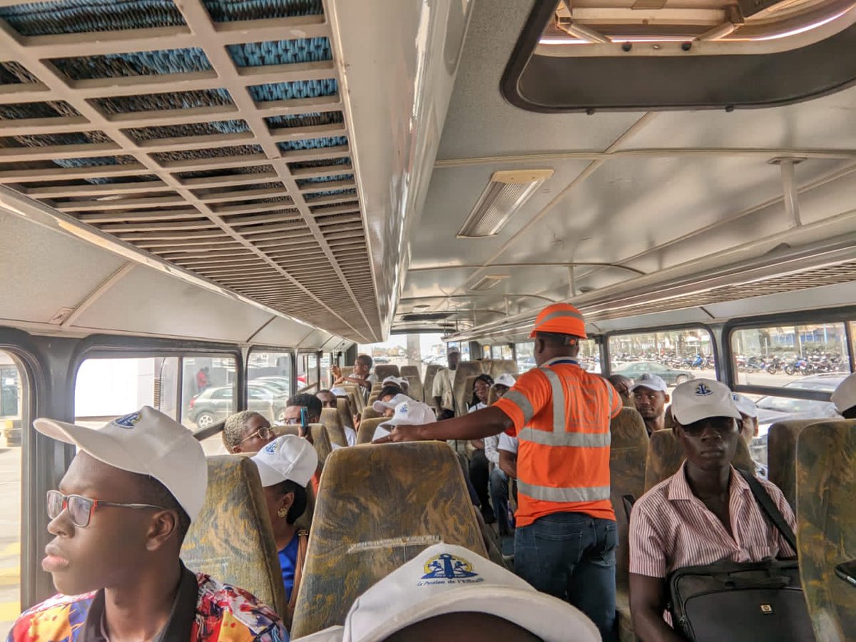 portdelome's tweet image. Le Port Autonome de Lomé a accueilli, ce vendredi 24 février 2023, les participants retenus pour la 3ᵉ vague de la visite guidée des installations portuaires.

⬇  Voici quelques images de cette visite guidée.

#Portdelome #visiteguidee #Togo 

@MaritimeTg @DamTogo