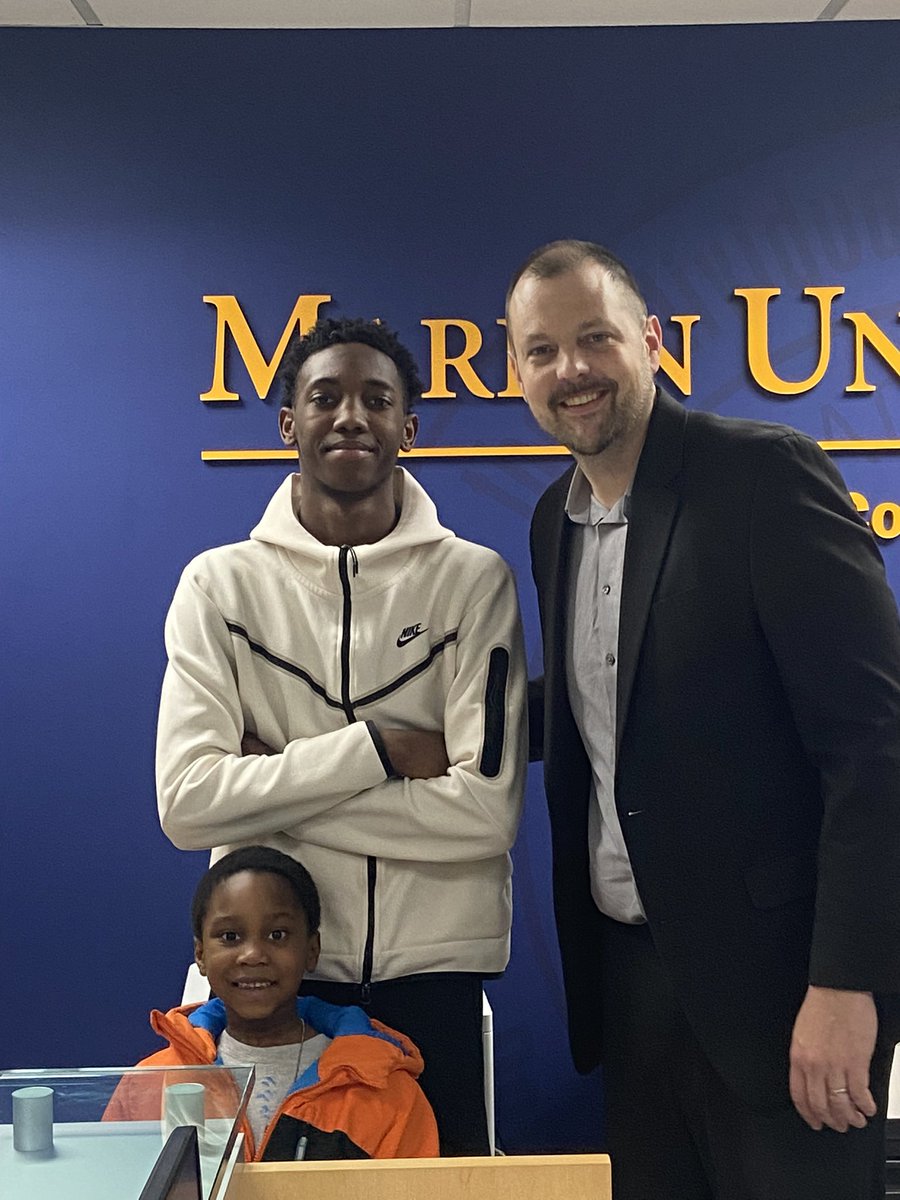 CharlesPowell1k's tweet photo. With a great conversation with Coach Jeremy I am blessed and thankful to receive my first offer from @MUACMBB @SS_Archers @260sports @_LeeWilliamsJr @hstateprospects @GoMVB #AGTG https://t.co/nK6naSeBNJ