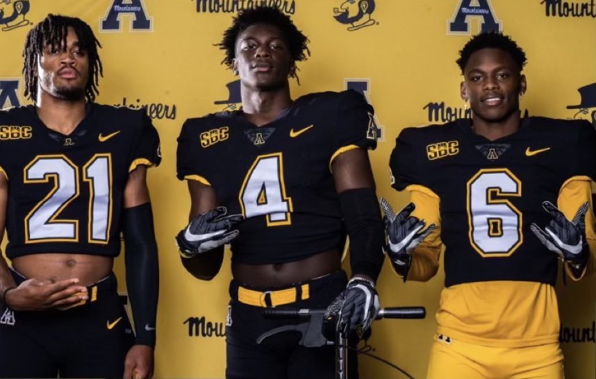 Xavier McIntyre tweet media