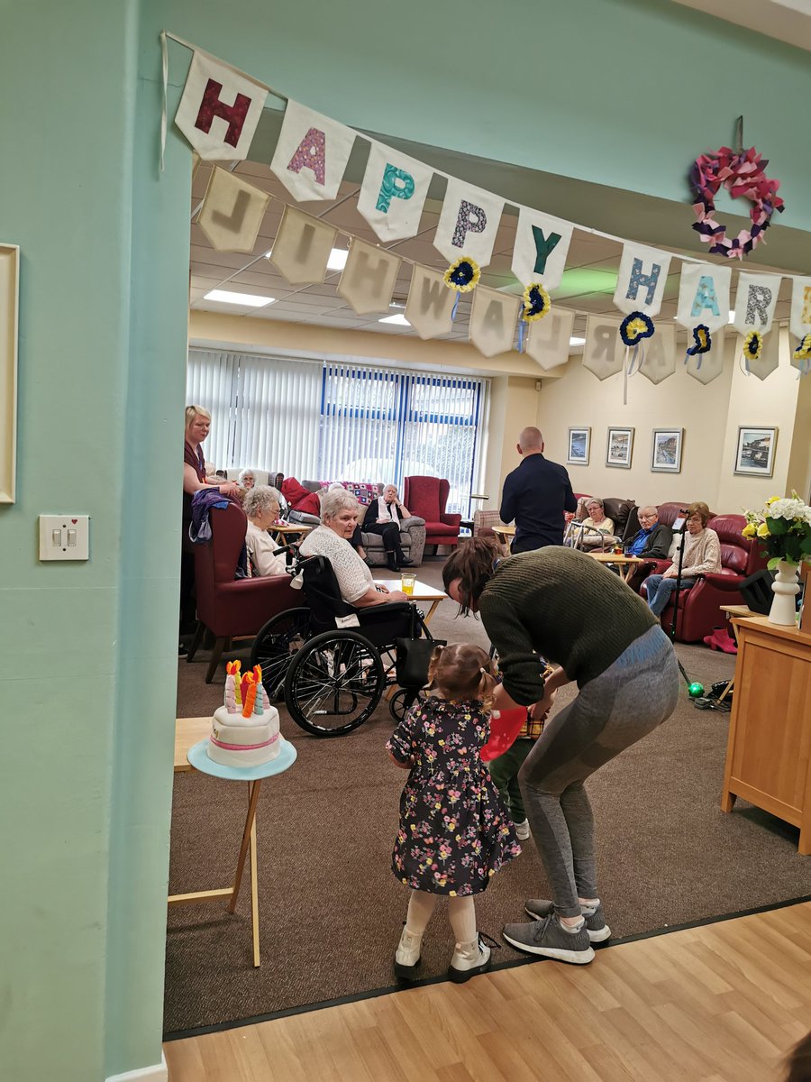 WeePansNursery's tweet photo. A fun afternoon at @HarlawhillDC for the Hedgehog room. We listened to some singing, did some dancing and we had a little snack of biscuits and juice! 
#earlyyears
#responsible
#intergenerationallearning
#included https://t.co/71WFyh00xO