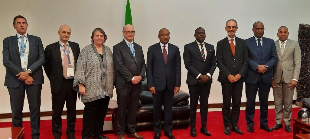 🇹🇿🇪🇺New support for businesses across #Tanzania with special focus on female-led companies &amp; blue economy.

The €540 million financing was announced today at the #EUTZBusinessForum together with 
<a href="/CRDBBankPlc/">CRDB Bank PLC</a>, <a href="/NMBTanzania/">NMB Bank Plc</a> &amp; <a href="/KCBBankTZ/">KCB Bank Tanzania</a>.  

👉bit.ly/3Zglafb