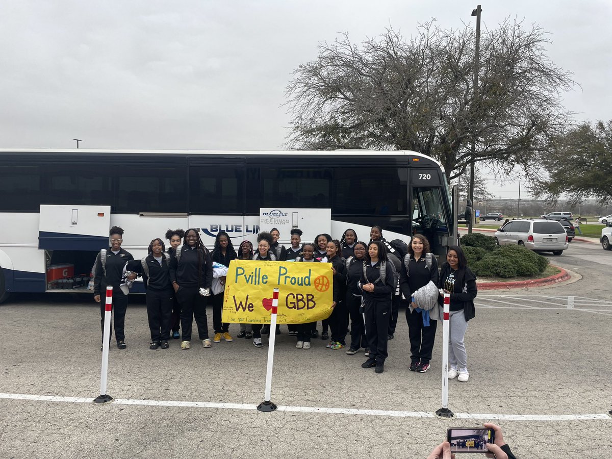 PHSbball_girls's tweet photo. And we’re off to the Regional Tournament 🚎🏀 #LOCKIN #4thaVille #pfinish  @PfISDAthletics https://t.co/04WYMoW27e