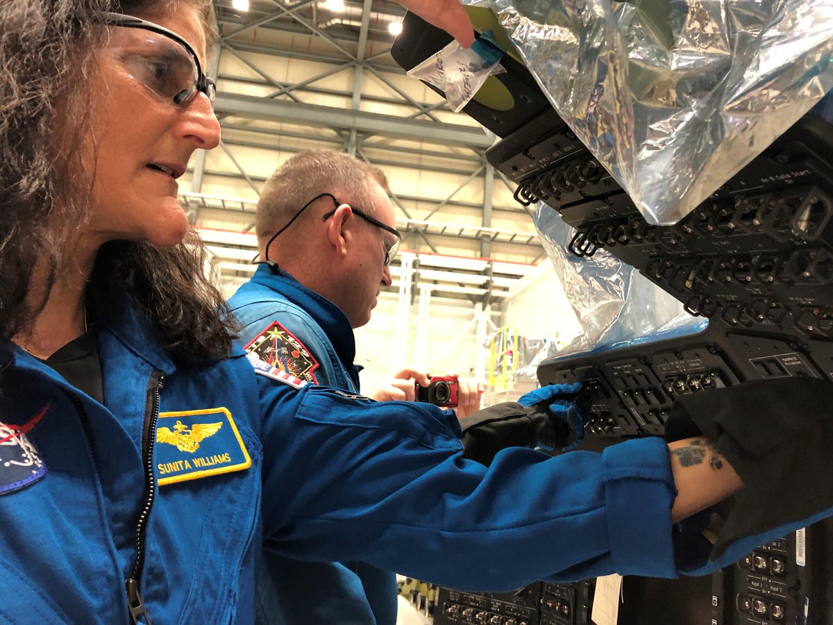 CEIT gives crew hands-on training with the #Starliner hardware and tools they'll use on orbit.