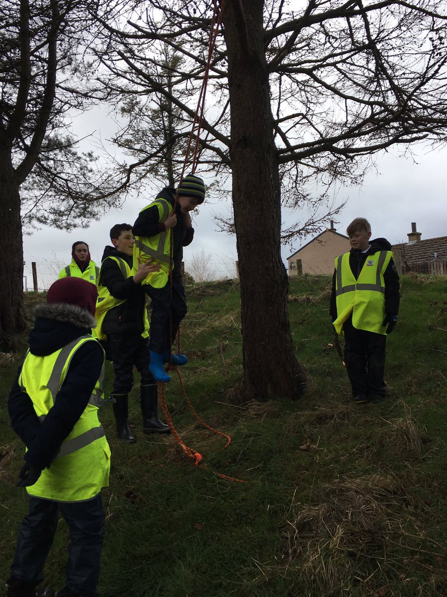 StThomasMoray tweet media