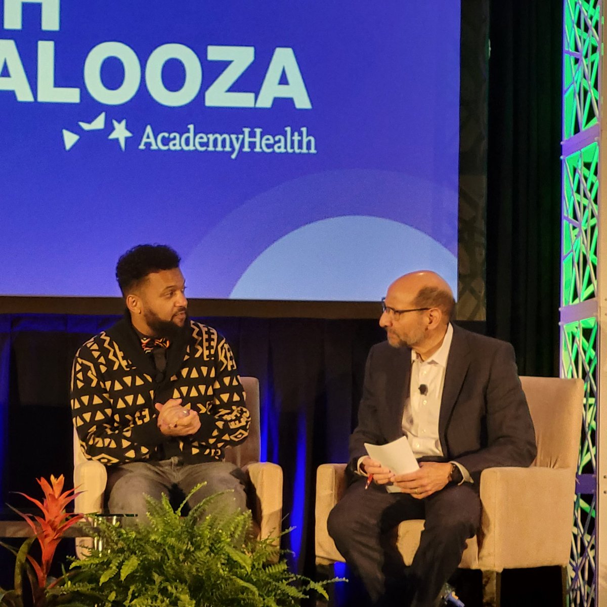 SavageLucia's tweet photo. Talking #population #health analysis is a #privacy question that requires the buy-in of the population.
But also note is that #zipcodes in small towns (<20,000) can actually be #PHI @AcademyHealth @hdpalooza @HealthPrivacy #equity #communities #collaboration https://t.co/BAslsOCbTf