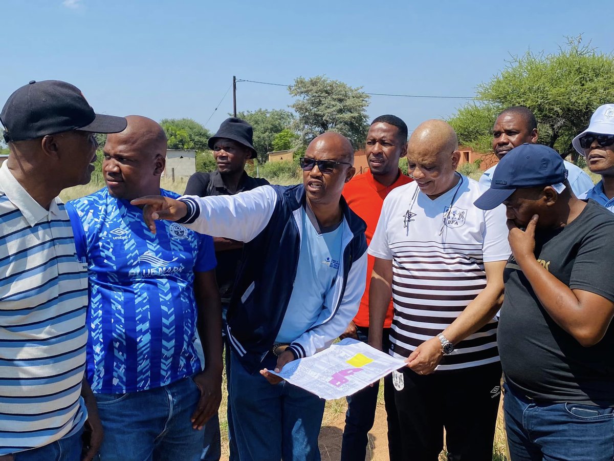 Maclean Letshwiti tweet media