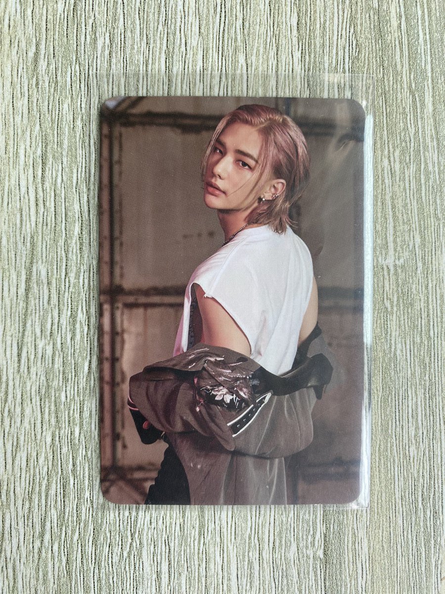 Hwanginnieee's tweet photo. ฮยอนจินบั้ม in life 300 รวมส่งแฟลช พร้อมโอนลดได้ค่ะ #ตลาดนัดstraykids #ตลาดนัดเด็กหลง https://t.co/8jHqMPcQ2N