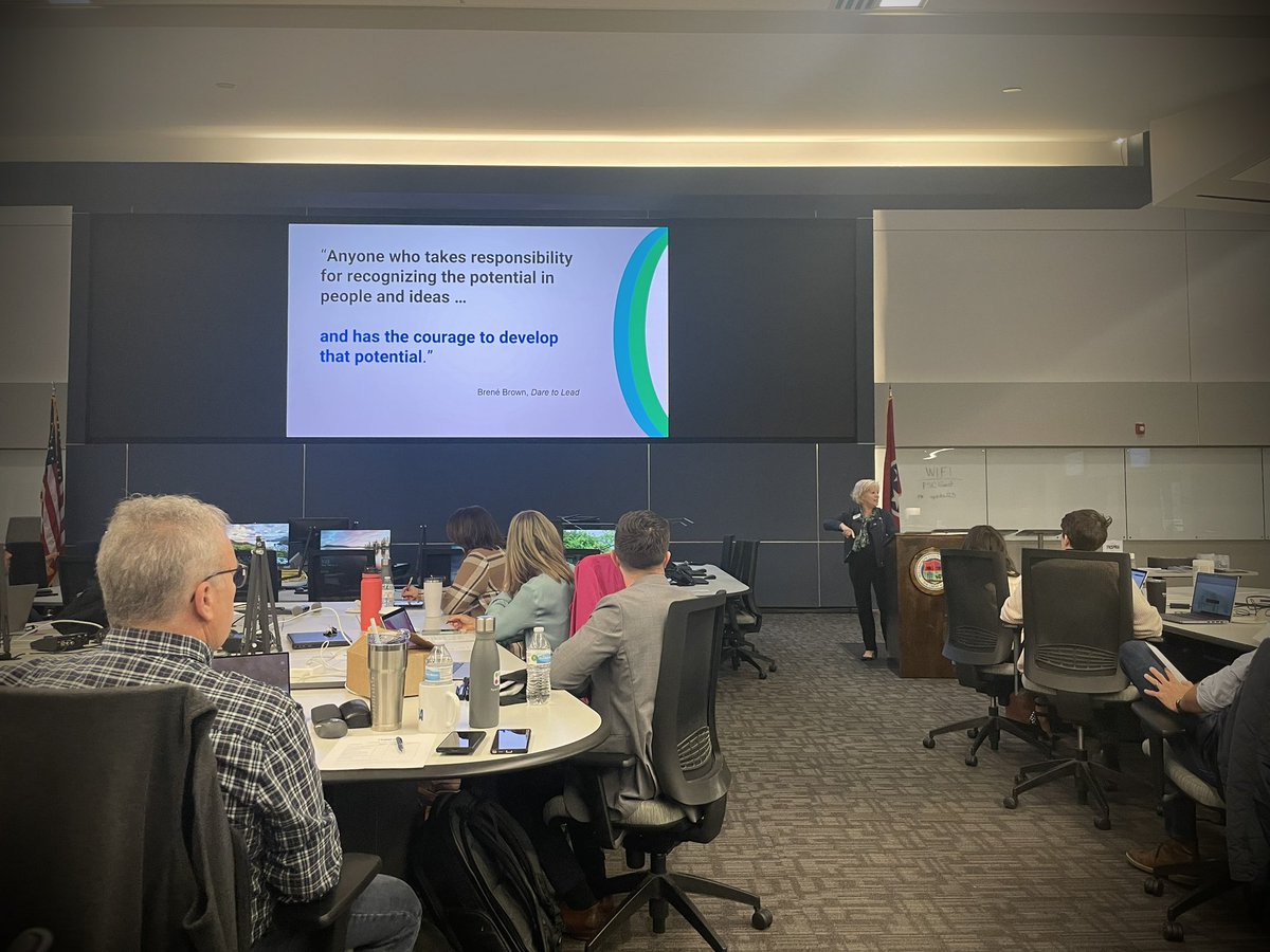 Kicking off the <a href="/tnspra/">TNSPRA</a> conference this morning with <a href="/NSPRA/">NSPRA</a> Executive Director <a href="/NSPRA_ED/">Barbara M. Hunter, APR</a>. What does your leadership journey look like? #TNSPRA #schoolpr