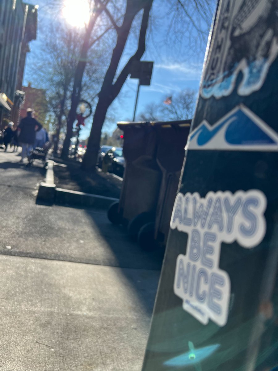 alwaysbeniceco's tweet image. 📌Saratoga Springs, NY

Remember to Always Be Nice to your neighbors you see on your morning winter walks.

If you see our stickers in the wild, send us a photo!❤️

#StickerSpotted #Stickerbomb #AlwaysBeNice #KindnessMatters #NewYork