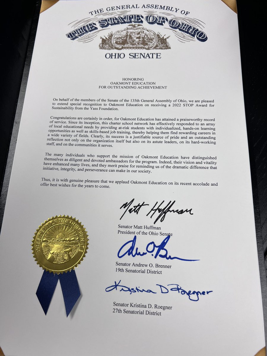 oakmontedu's tweet photo. We are honored to receive recognition from @ohiosenate & Senators @brennerforohio & @kristinaroegner
Thanks to our supportive partners @YassPrize, @edreform, & @Forbes for believing!
#PromiseOverPrison #CareerTech #DropoutRecovery #WeSeeYou @cristina_gw https://t.co/Iu33tBXnPP