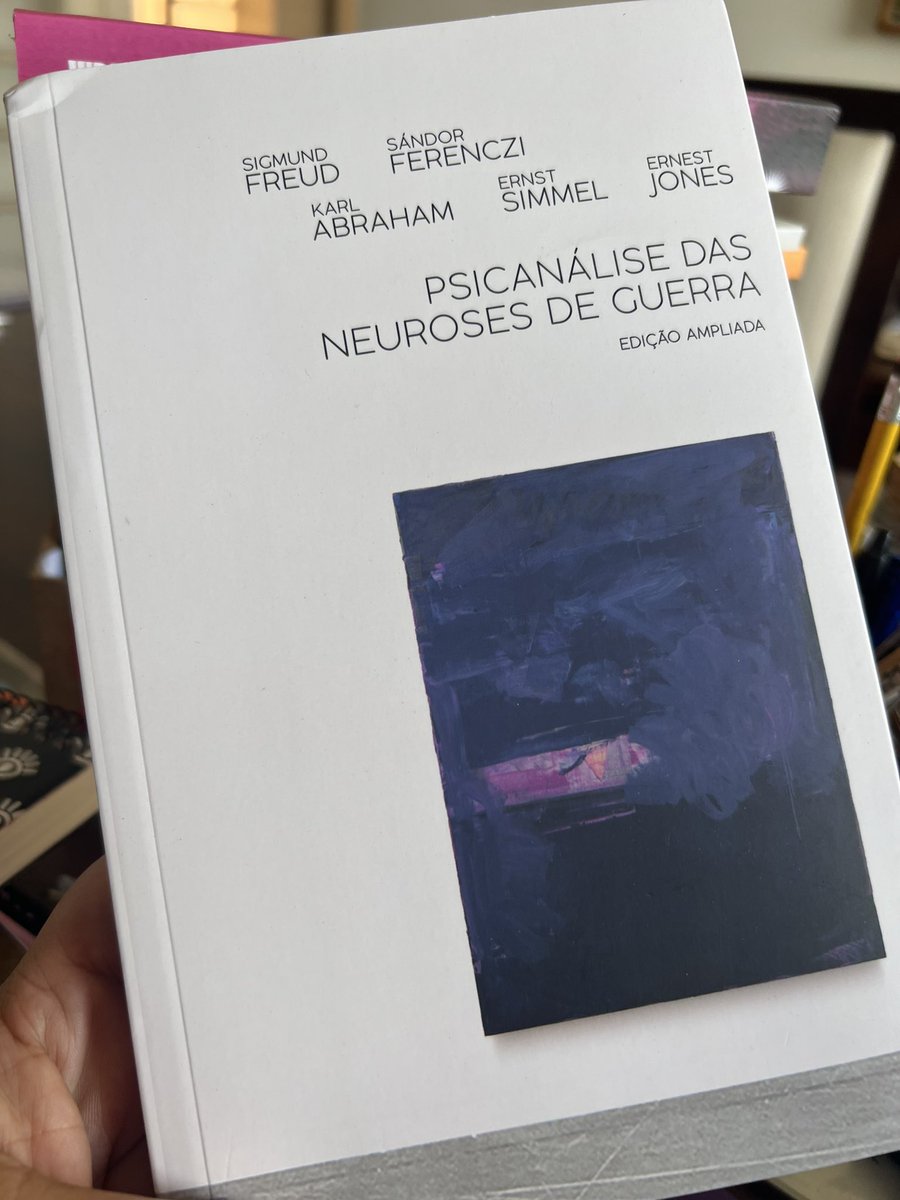 jessicabalbino's tweet photo. Chegou por aqui essa preciosidade editada pela @quinaeditora e eu já tô pra começar a leitura 🫀✨ https://t.co/2NE2wkUwGx
