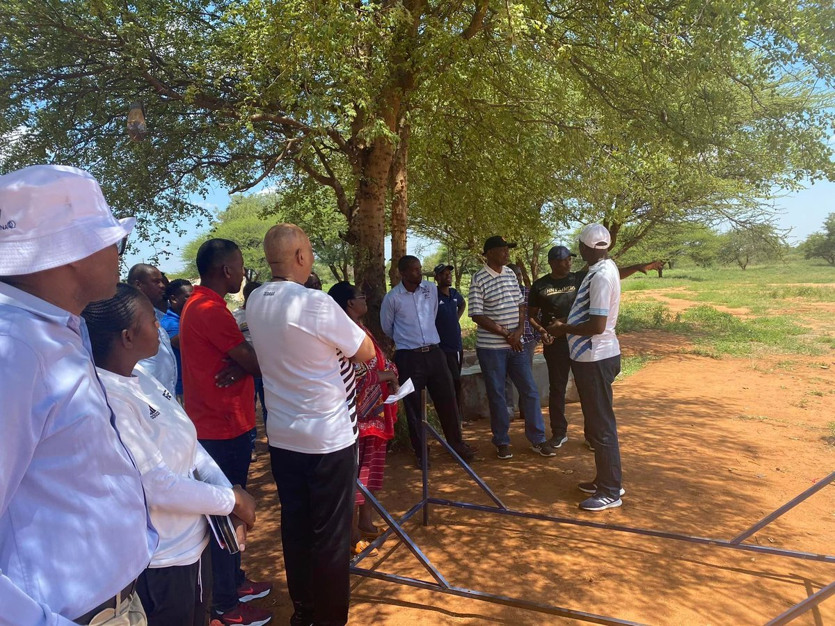 Maclean Letshwiti tweet media