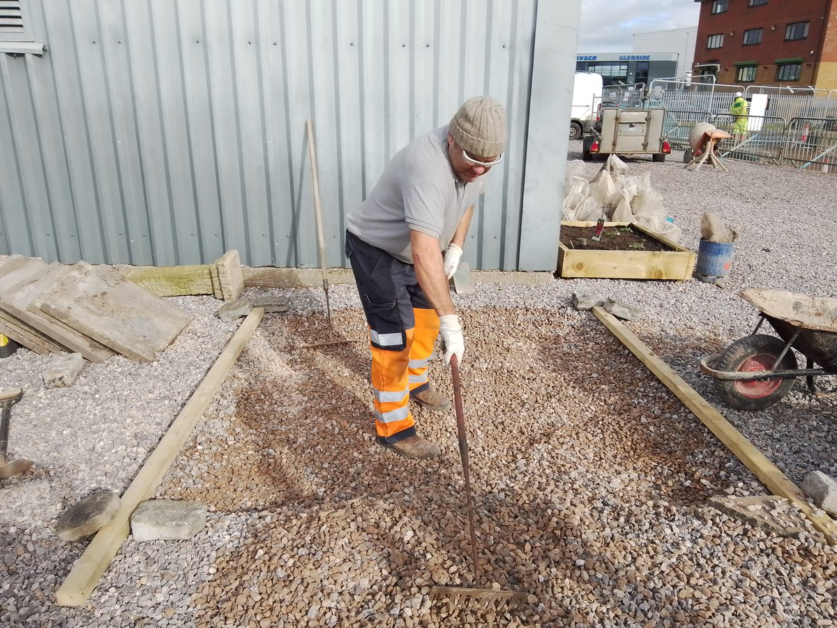 NpTbridge's tweet photo. We've been 'all about the base(s)' (#FridayEarworm) this week @NpTbridge ready for our shed and greenhouse for our @Keep_Wales_Tidy #FONTB East side garden! Big thanks to @AlunGriffiths_ for scalpings and Newporter Liz and husband Tony for donating some of their patio slabs! https://t.co/BTqoREXh8T