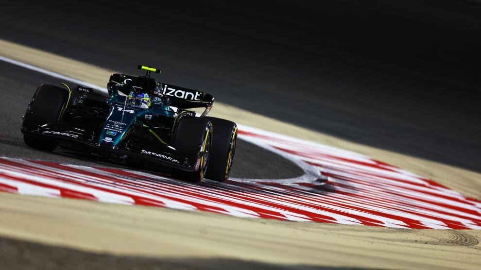 ElReyGuiri's tweet photo. 🚨 OJO a lo que comenta #AMuS

Aston Martin está causando buenas sensaciones en el paddock.

Un ingeniero ha comentado:

"Aston Martin ha dado un paso adelante. Según nuestros cálculos, son al menos cuartos e incluso podrían ser una amenaza para Mercedes y Ferrari" https://t.co/0SZtEC4GAs