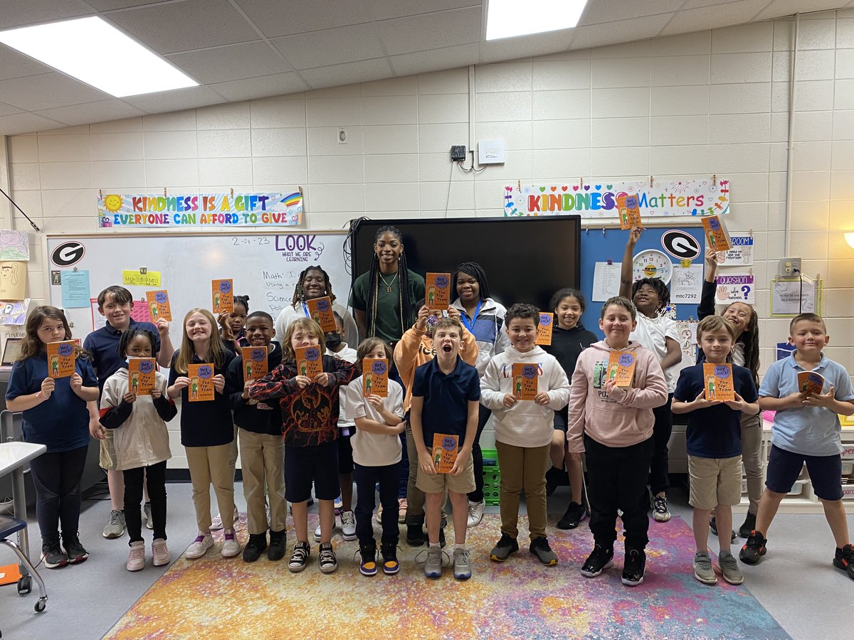 Shawndra Riles tweet media