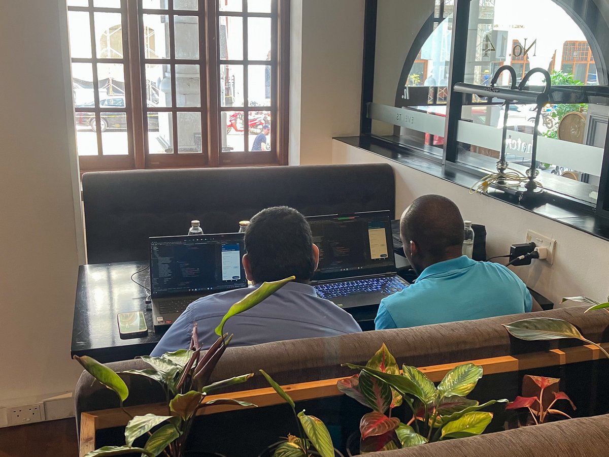 onadata's tweet photo. Great teams working towards a crucial issue! Last week, we were in Colombo, Sri Lanka with HISP Sri Lanka, @MoH_SriLanka, and @WorldDiabetesF to design and develop a mobile app for diabetes screening and referrals #diabetes #t1d #t2d #FHIR https://t.co/eABCuo1hxR