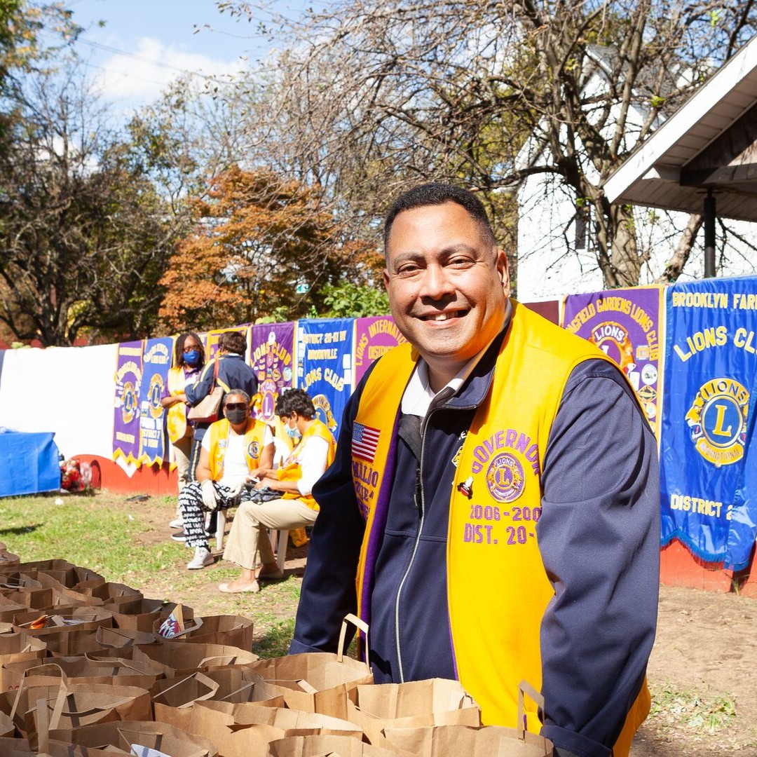 lionsclubs's tweet photo. Where there's a need, there's a Lion. #WeServe

Volunteer with us! Find a club: https://t.co/DSC6r4ZOAd https://t.co/DgUgJhFRuI