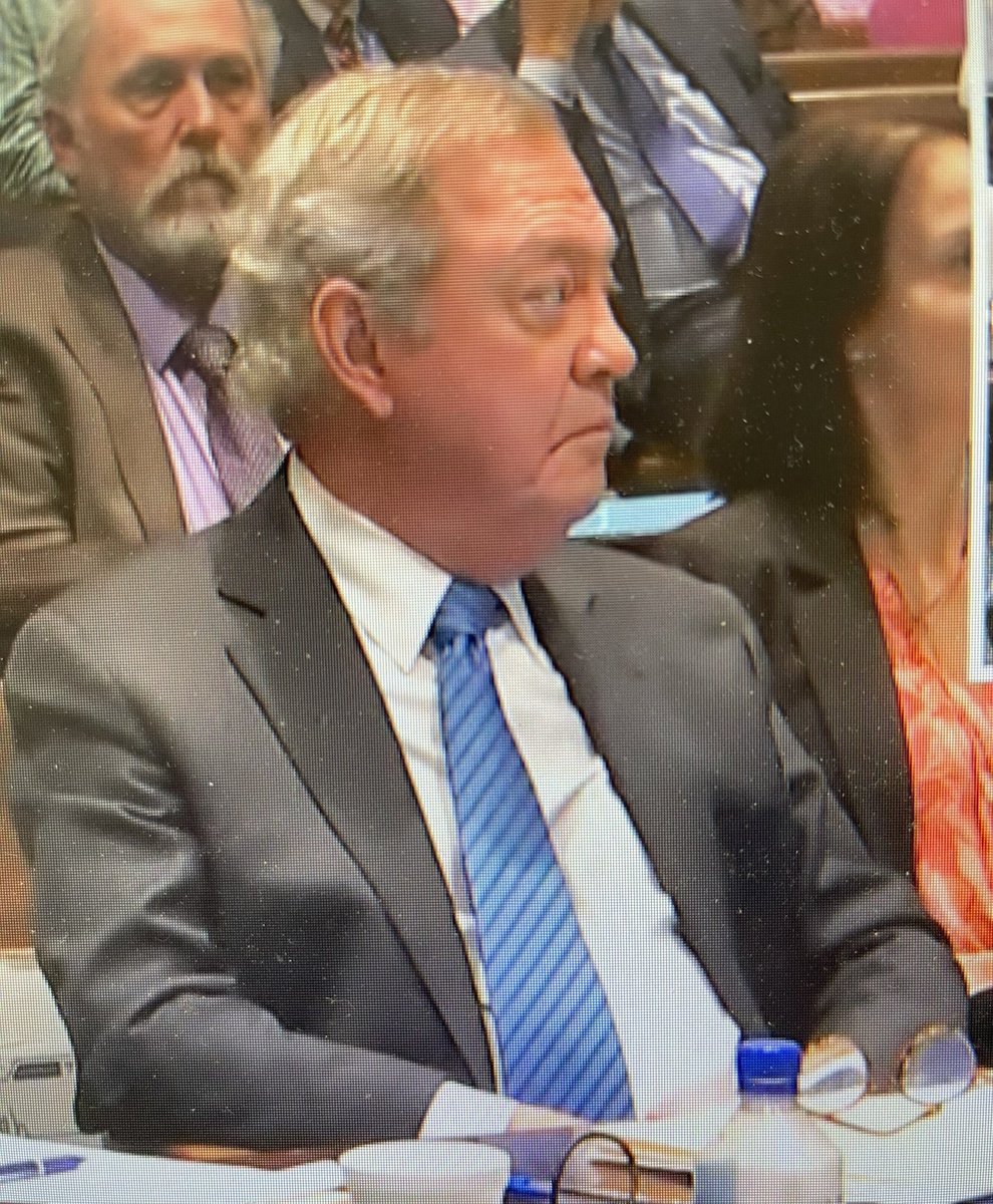 This is your brain. This is your brain when your criminal defendant client decides to take the stand and won’t stop talking on cross. #AlexMurdaugh #dickharpootlian.