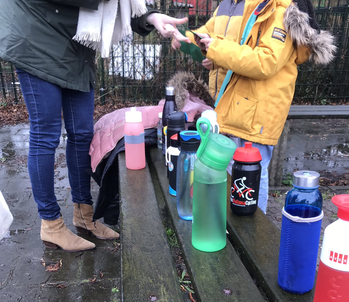 ivvuuren's tweet image. Weer of geen weer, 
samen lopen voor giro 555 
#sponsorloop