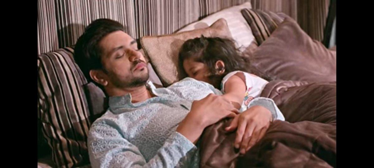 Father- daughter looking cute while sleeping 😍👀#KaranLuthra #kavyaluthra
#ShaktiArora #anayagambhir
 #KundaliBhagya