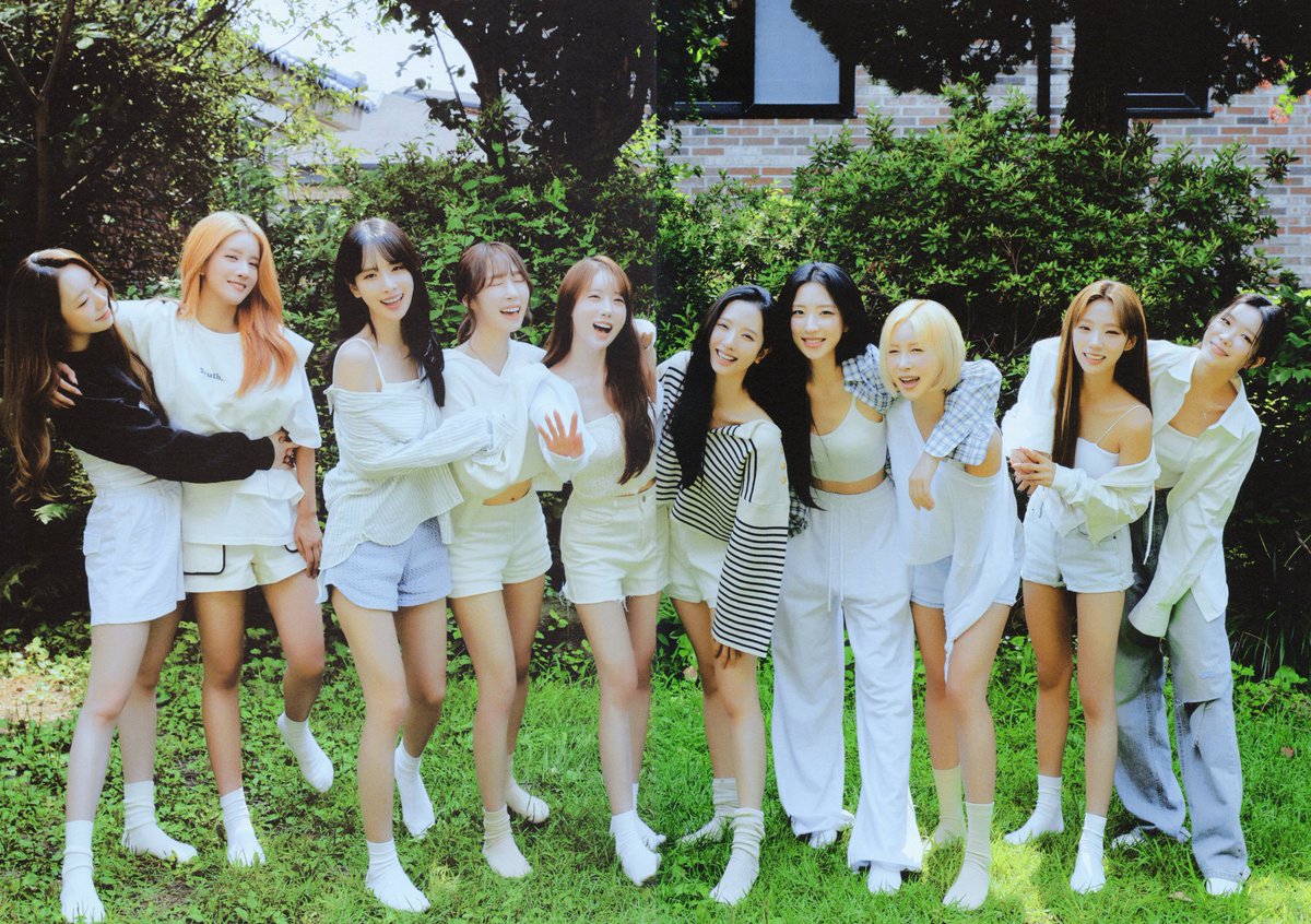 _justlovedive_'s tweet photo. 七週年🎉🎉🎉 
好希望宇宙少女可以一直在一起🥹

#우주소녀 #WJSN 
#Into7YearsWithWJSN 
#우주의_정원에서_우정을_만난_건_7_럭키야 https://t.co/r4ZtONmrDp