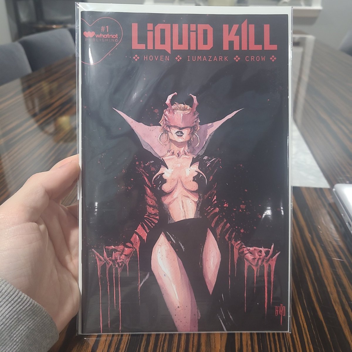 NICKGQNYC's tweet photo. Cool #hiphop #variant #comicbooks this week #dceased + #liquidkill now avail on https://t.co/BUcievk1yq https://t.co/jruUvGZYPQ