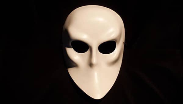 Jojobanana7's tweet photo. อยากรีวิววันครบรอบที่แฟนพาไป Sleep No More ที่ McKittrick Hotel มาก เป็น immersive theatre experience ที่ต้องใส่หน้ากากขาว/ห้ามเอาโทรศัพท์เข้าเด็ดขาด เพื่อไปสัมผัสประสบการณ์ 1930s noir Macbeth adaptation ที่อุดมไปด้วยคดีฆาตกรรม ปริศนา ศาสนา คำสาป แม่มด - 1 https://t.co/e39VHquv5b