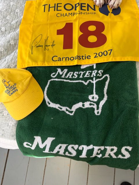 tarferg's tweet photo. Came across an old box with some fun shwag! #golf 🏌️‍♀️⛳️@padraig_h @TheMasters @TheOpen #oldhead @carnoustiegolf https://t.co/cEOx6GWZeu