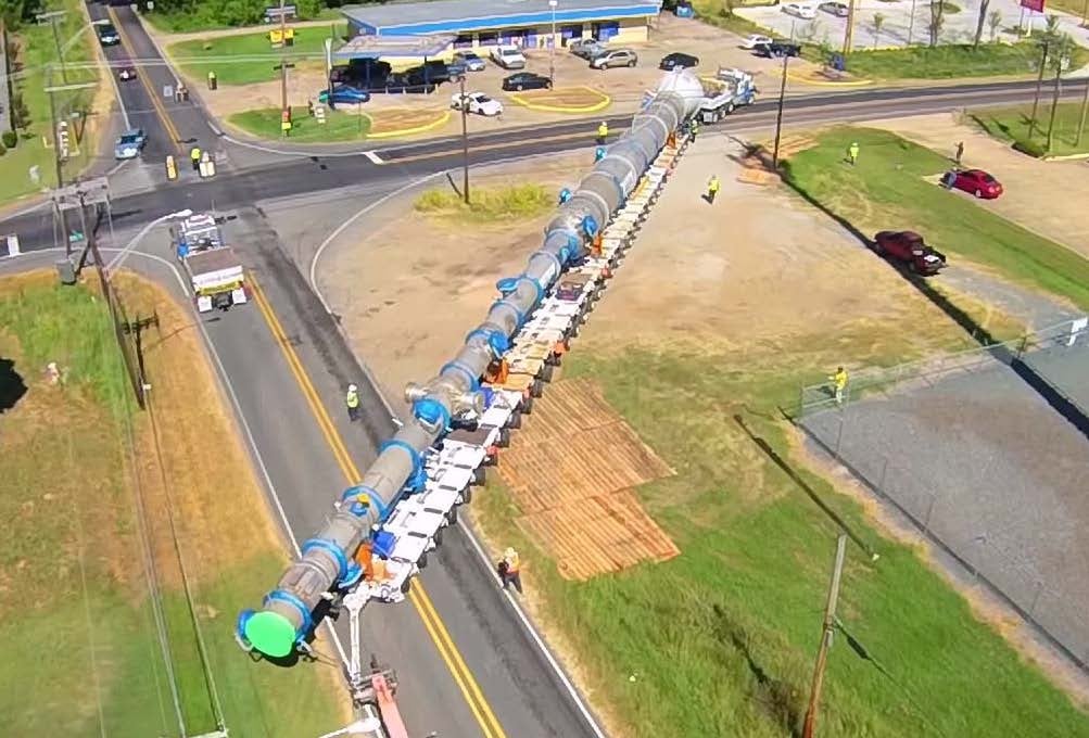 EdwardsMoving's tweet photo. @EdwardsMoving  is having a Career Fair February 25  10:00am - 2:00pm!  We will have open interviews for Laborers, Riggers, CDL Drivers, and Equip Techs. GET HIRED ON THE SPOT!!  Send your resume to mlafollette@edwardsmoving.com #heavyhaul https://t.co/bP4xtQq1ec