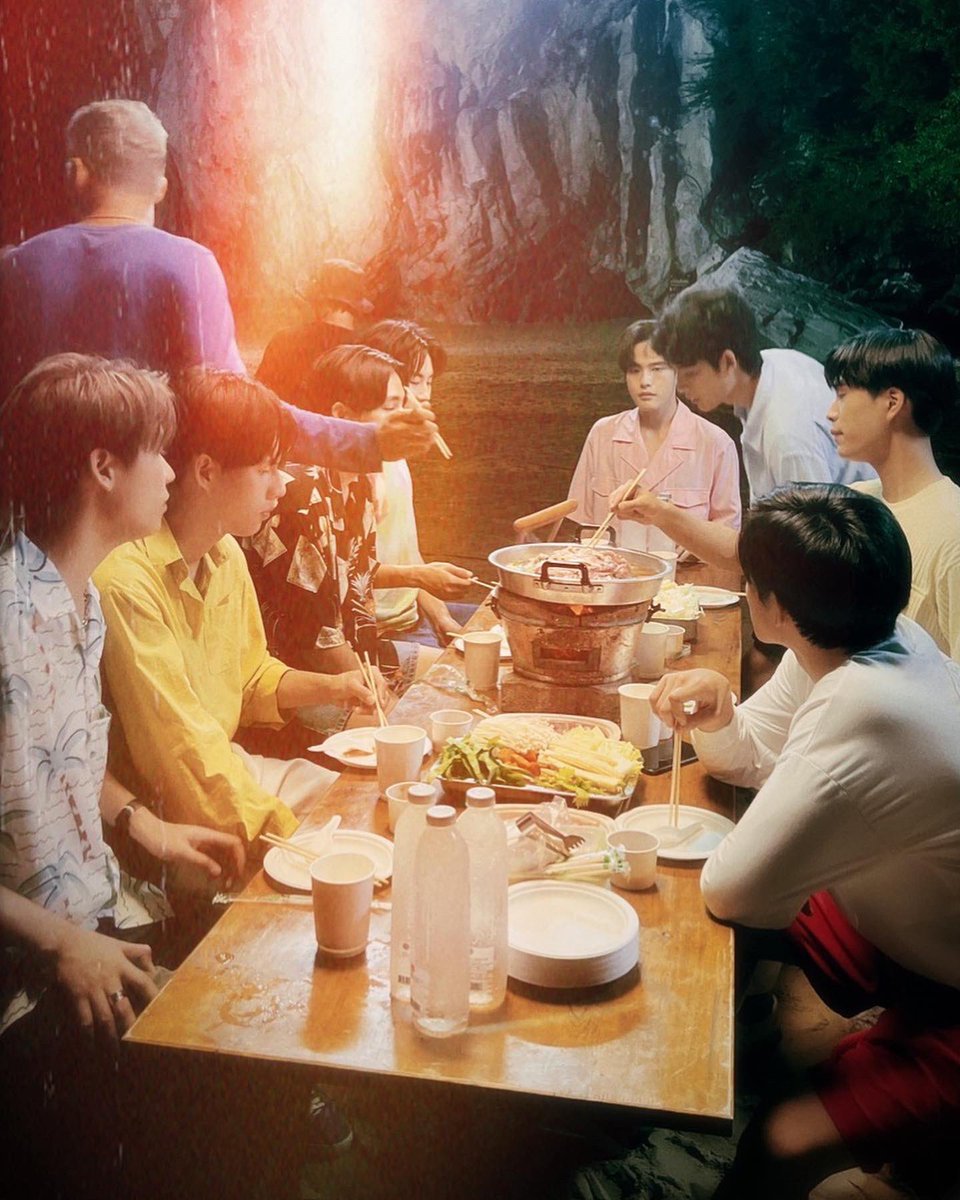 satangktp's tweet photo. ขอบคุณทุกคนที่ซัพพอร์ตและเอ็นดูพวกเราทุกคนมาตลอดนะครับ ขอบคุณจากใจครับ 🙏🏻🤍 
#MySchoolPresidentFinalEP https://t.co/K4OB8ULY2r