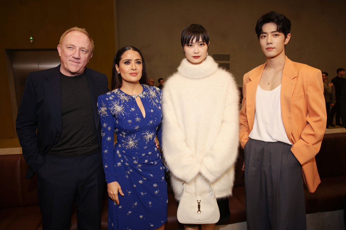 popcultureshub's tweet photo. Francois Pinault, Salma Hayek, Chris Lee and Xiao Zhan attend the Gucci show during Milan Fashion Week. https://t.co/osVuPPTQkM