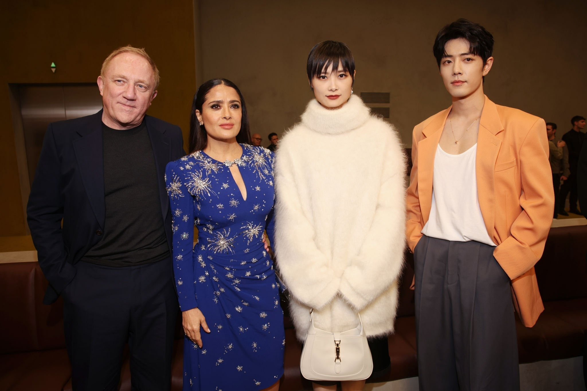 21metgala al Twitter: "Francois Pinault, Salma Hayek, Chris Lee and Xiao  Zhan attend the Gucci show during Milan Fashion Week.  https://t.co/osVuPPTQkM" / Twitter